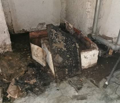 Akna körüli rész takarítás előtt