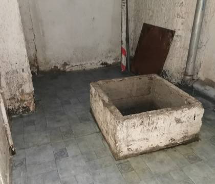 Akna körüli rész takarítás után