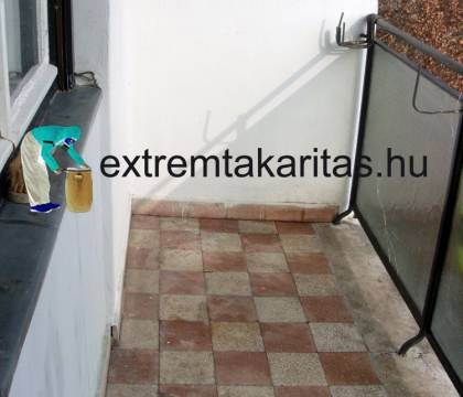 Terasz galambürüléktől való megtisztítása fertőtlenítése