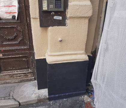 Homlokzat festés után