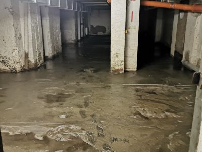 Csatornák és víznyelők takarítása Csatornák és víznyelők takarítása